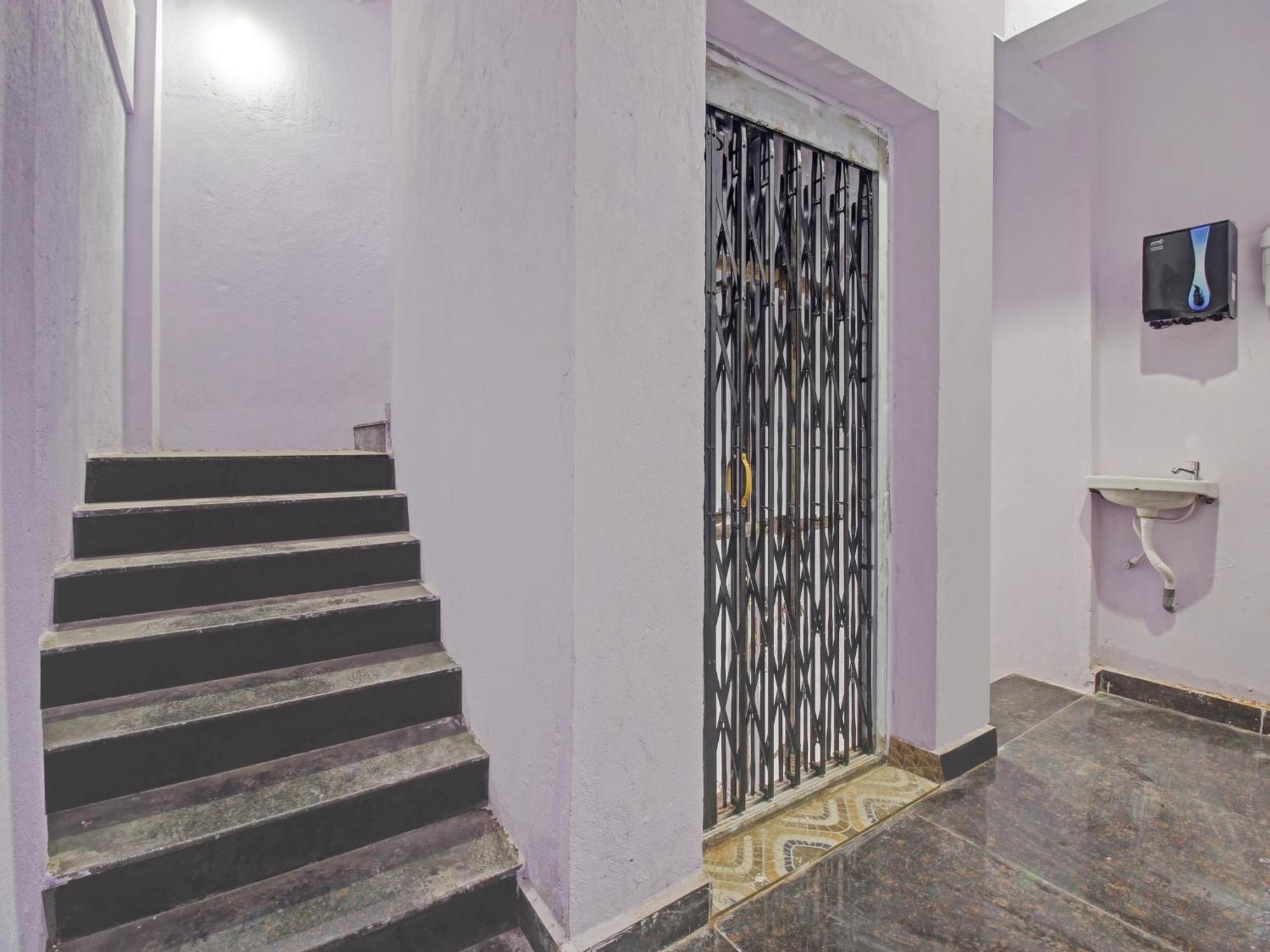 Hotel O Royal Stay Haidar Sahibguda Exterior photo